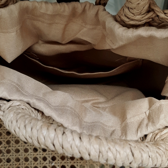 NEW Adorable Straw Bag - Picture 4 of 4